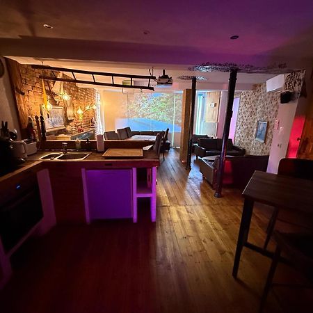 Bookeinfach Bad Ems - Private - Sauna Jacuzzi Whirlpool Swimmingpool Alahna Sup Beachvolleyball Billiards Ping Pong Cinema Theater Music Disco Ball Bbq Und Parkplaetze Exterior foto